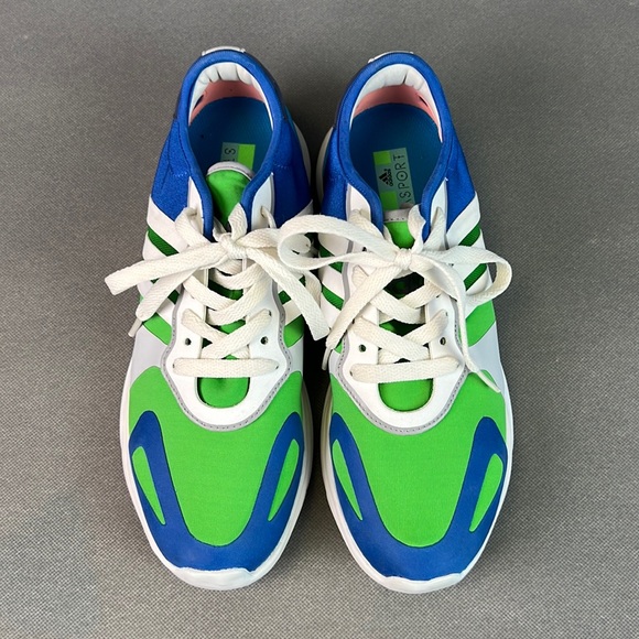 Stella McCartney adidas sneaker. Slightly worn. Size 8. - Picture 2 of 12